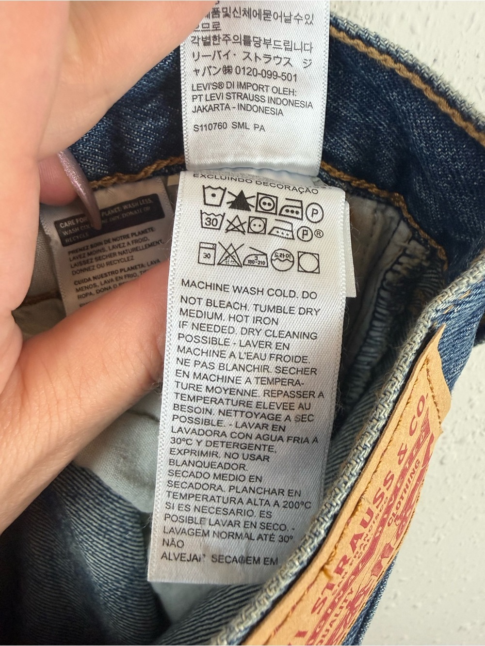Levi’s ‘94 Baggy Wide Leg Women’s Relaxed Fit Blue Jeans Sz 28 NWT - Picture 10 of 14